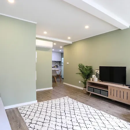 Loios And ליסבון