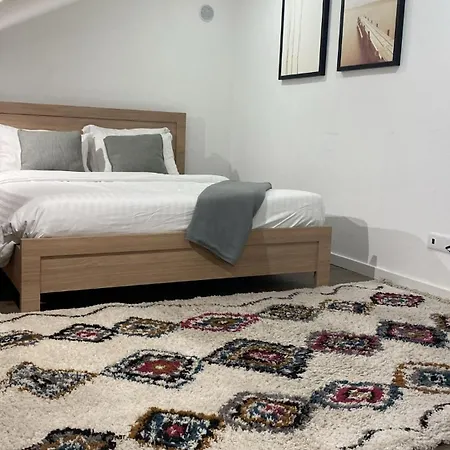 Apart-hotel Loios And *